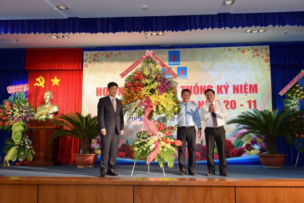 PVMTC và PVU tổ chức họp mặt truyền thống kỷ niệm Ngày Nhà giáo Việt Nam 20-11