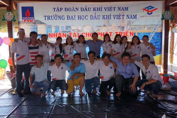 PVU Tham dự hội trại mừng ngày Nhà giáo Việt Nam