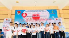 Thầy trò PVU tham gia hiến máu nhân đạo “Nhiệt huyết Người Dầu khí”
