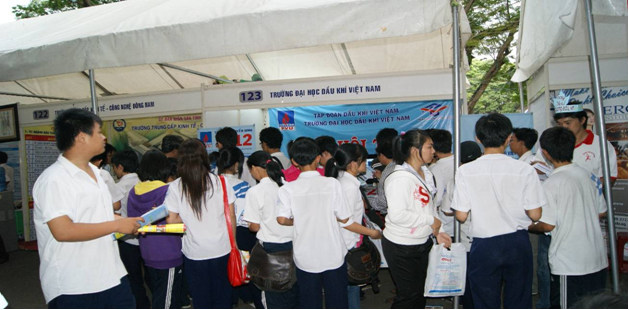 ngay hoi tv ts 03.jpg