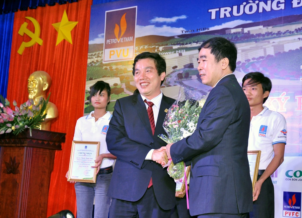 pvu ky ket thoa thuan 01.jpg