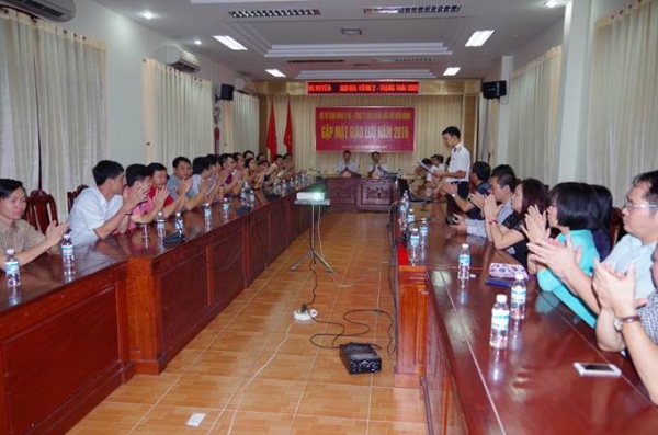 Đảng bộ Biển Đông POC giao lưu với Bộ Tư lệnh Vùng 2 Hải Quân