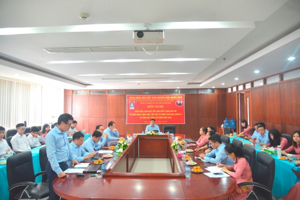 Đảng ủy PVU tổ chức Hội nghị kiểm điểm tự phê bình và phê bình theo Nghị quyết Đảng