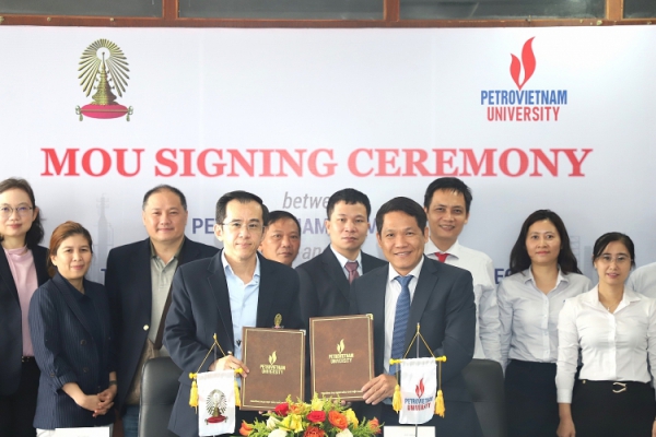 Petrovietnam University signed a memorandum of cooperation with PPC - Chulalongkorn University, Thailand