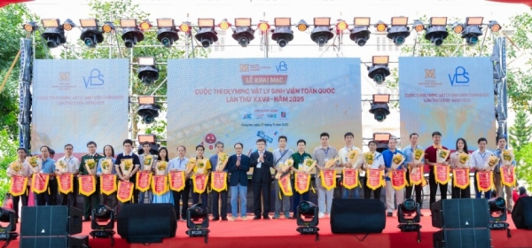 Đội tuyển PVU đạt giải Ba to&agrave;n đo&agrave;n tại Kỳ thi Olympic Vật l&yacute; sinh vi&ecirc;n to&agrave;n quốc năm 2025