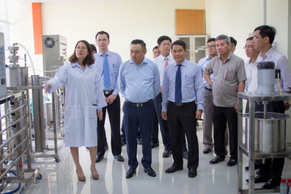 Nâng cao năng lực lãnh đạo, thực hiện tự chủ, khẳng định thương hiệu