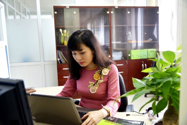 Nữ giảng viên trẻ tâm huyết yêu nghề