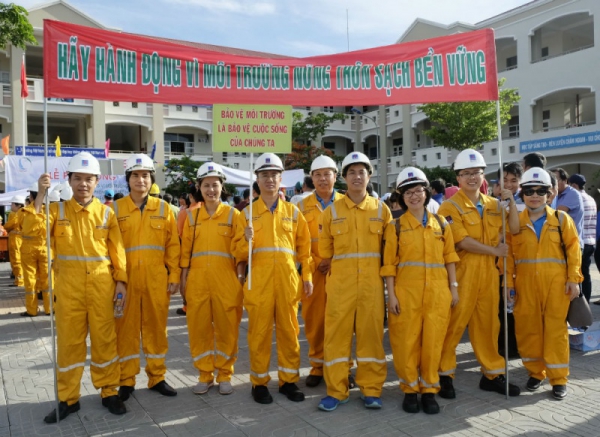 PV GAS tích cực hưởng ứng Tháng hành động vì môi trường 2017