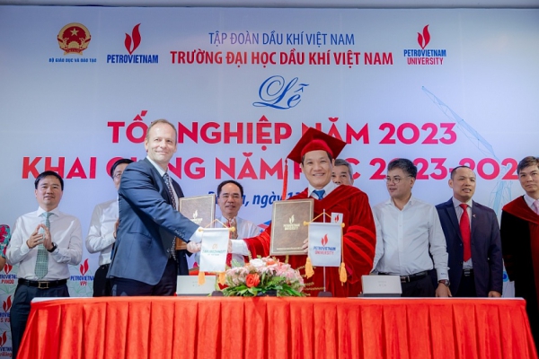 Trường Đại học Dầu khí Việt Nam ký kết thỏa thuận tác với Zarubezhneft EP Viet Nam và BSR