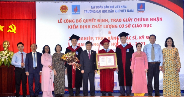PVU nhận Giấy chứng nhận Kiểm định chất lượng giáo dục