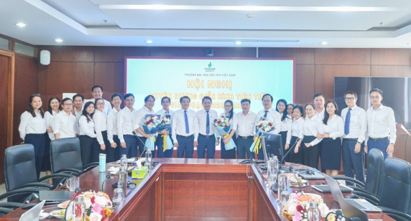 PVU tuyên dương gương điển hình tiên tiến giai đoạn 2020-2025