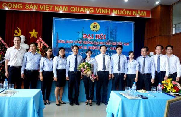 Công đoàn cơ sở trường Đại học Dầu khí tổ chức thành công Đại hội lần thứ 3