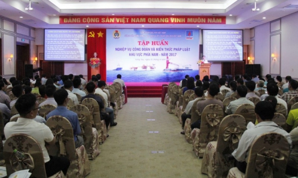 Công đoàn PTSC tổ chức tập huấn nghiệp vụ năm 2017