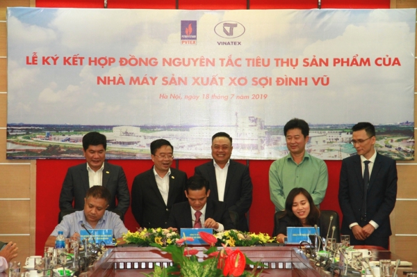 PVTex ký kết hợp đồng nguyên tắc tiêu thụ sản phẩm với Vinatex và nhiều đối tác trong nước
