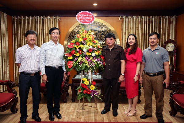 PVN chúc mừng VOV và VTV nhân ngày thành lập