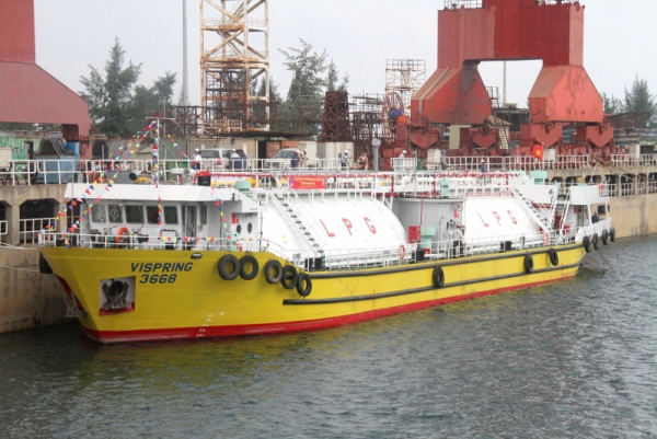 DQS bàn giao tàu LPG 1.200m3 cho chủ đầu tư