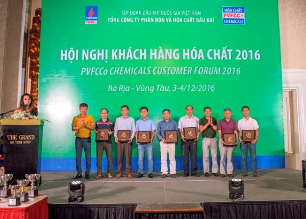 PVFCCo tổ chức thành công Hội nghị khách hàng hóa chất năm 2016