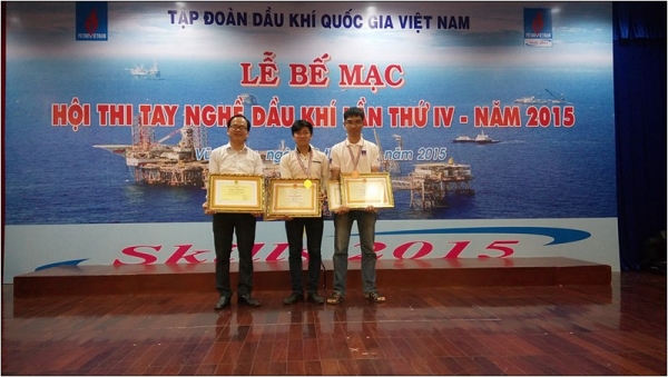 Sinh viên PVU đạt 01 giải nhất và 01 giải ba tại Hội thi tay nghề Dầu khí năm 2015